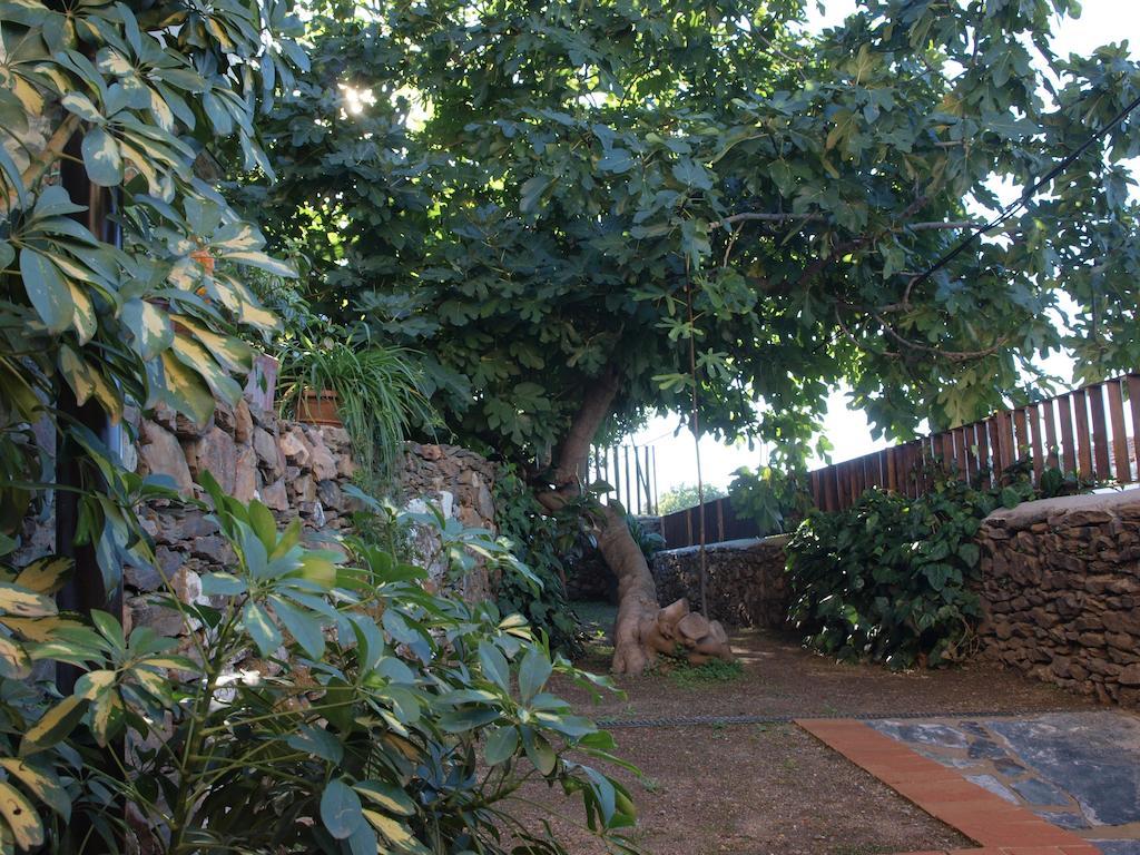 La Posada de Grimaldo Exterior foto